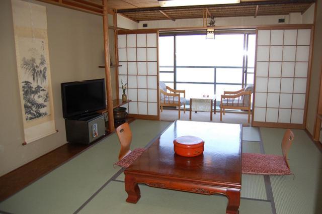 Ajikanko Hotel Uminoyadori Takamatsu Buitenkant foto